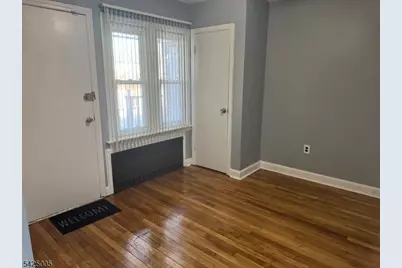 495 Berkeley Ave, Orange, NJ 07050 - Photo 5