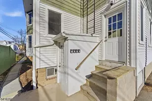 16 Munn St, Montclair, NJ 07042 - Photo 19