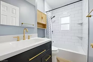 16 Munn St, Montclair, NJ 07042 - Photo 11