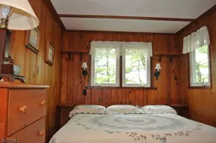 1193 Lakeside Dr E, Vernon, NJ 07422 - Photo 13