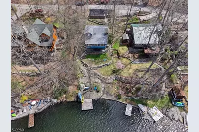 1193 Lakeside Dr E, Vernon, NJ 07422 - Photo 33