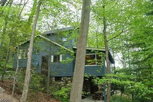 1193 Lakeside Dr E, Vernon, NJ 07422 - Photo 7
