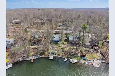 1193 Lakeside Dr E, Vernon, NJ 07422 - Photo 31