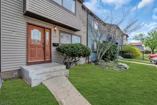 457 Brookside Ln, Hillsborough Township, NJ 08844 - Photo 3