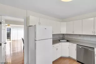 457 Brookside Ln, Hillsborough Township, NJ 08844 - Photo 17