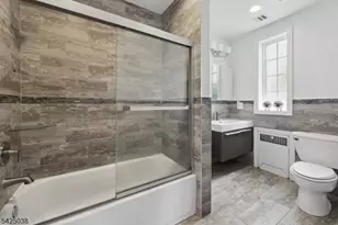 86 Crescent Ave, Passaic, NJ 07055 - Photo 19
