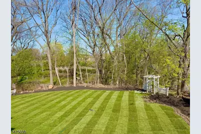 86 Crescent Ave, Passaic, NJ 07055 - Photo 41