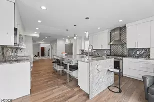 86 Crescent Ave, Passaic, NJ 07055 - Photo 13
