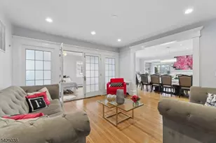 86 Crescent Ave, Passaic, NJ 07055 - Photo 15