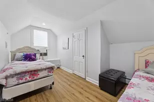 86 Crescent Ave, Passaic, NJ 07055 - Photo 31