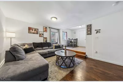 416 Frankfort St, Orange, NJ 07050 - Photo 3