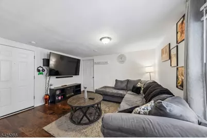 416 Frankfort St, Orange, NJ 07050 - Photo 11