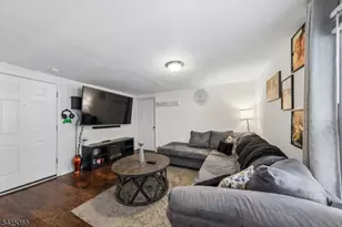 416 Frankfort St, Orange, NJ 07050 - Photo 11