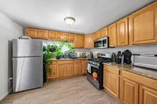 416 Frankfort St, Orange, NJ 07050 - Photo 5