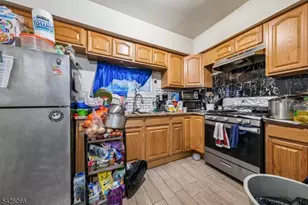 416 Frankfort St, Orange, NJ 07050 - Photo 21