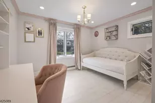 28 Glenroy Rd, Fairfield, NJ 07004 - Photo 17