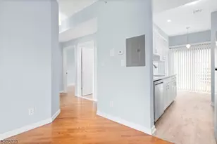 420 Bloomfield Ave Apt, Montclair, NJ 07042 - Photo 3