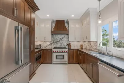 182 Beaumonte Way, Bridgewater, NJ 08807 - Photo 17