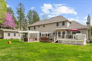9 Hartley Ct, Alexandria Township, NJ 08848 - Photo 3