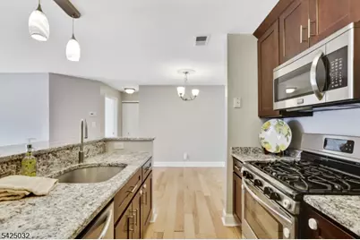 21 Lear Ct. #21, East Brunswick Township, NJ 08816 - Photo 11