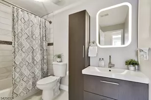 21 Lear Ct, East Brunswick Township, NJ 08816 - Photo 17