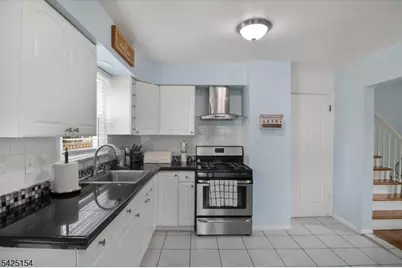 234 Aldene Rd, Roselle, NJ 07203 - Photo 9