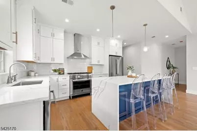 402 Rutgers Ave, Hillside, NJ 07205 - Photo 3