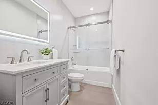 402 Rutgers Ave, Hillside, NJ 07205 - Photo 23