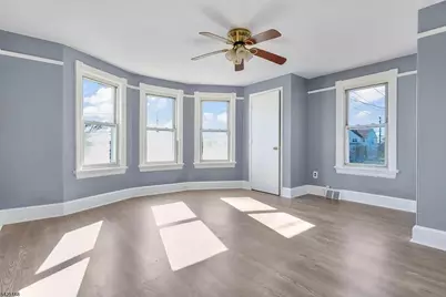 929 Bordentown Rd, Burlington City, NJ 08016 - Photo 1