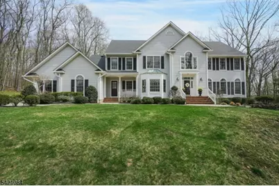 2 Knollwood Ter, Chester, NJ 07930 - Photo 1