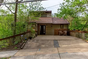 120 Swan St, Lambertville, NJ 08530 - Photo 3