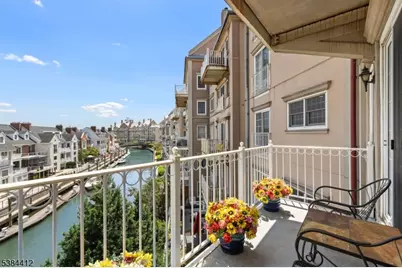 205-32 Shearwater Ct #32, Jersey City, NJ 07305 - Photo 1