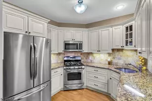 58 Brooklake Road Unit, Florham Park, NJ 07932 - Photo 7