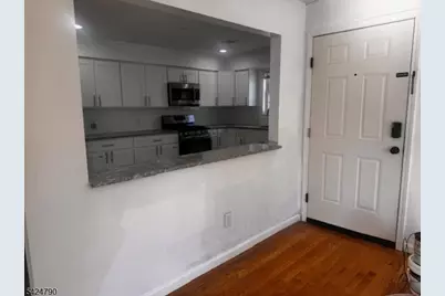 81-83 Hawthorne Ave #3, Newark, NJ 07112 - Photo 1