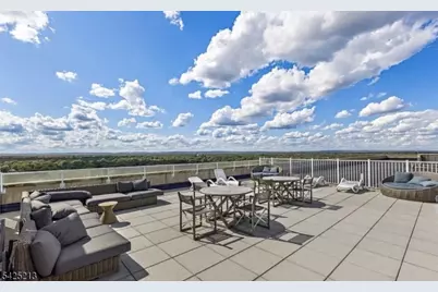 1 Carriage City Plz #1620, Rahway, NJ 07065 - Photo 29