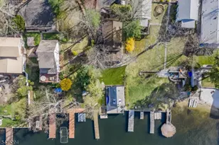423 Lakeside Blvd, Hopatcong, NJ 07843 - Photo 3