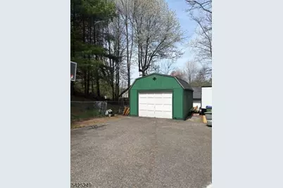 1709 Route 517, Allamuchy Township, NJ 07840 - Photo 11
