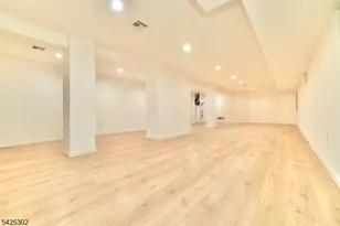 678 Highland Ave, Newark, NJ 07104 - Photo 33
