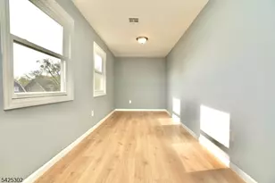 678 Highland Ave, Newark, NJ 07104 - Photo 25