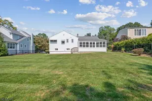 990 Washington Ave, Ho Ho Kus, NJ 07423 - Photo 19