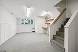 990 Washington Ave, Ho Ho Kus, NJ 07423 - Photo 15