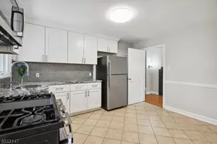 990 Washington Ave, Ho Ho Kus, NJ 07423 - Photo 7