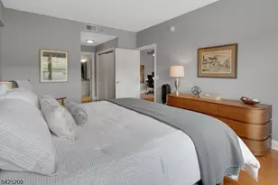 48 S Park St, Montclair Twp., NJ 07042 - Photo 17