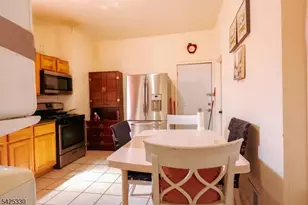 581 S 17th St, Newark, NJ 07103 - Photo 11