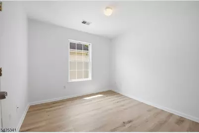 20 Wakeman Ave, Newark, NJ 07104 - Photo 19