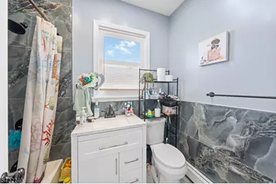 358 Marion St, Union Township, NJ 07083 - Photo 9