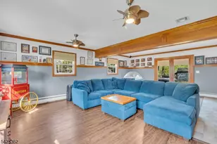 102 Hillcrest Dr, Wayne, NJ 07470 - Photo 27