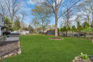102 Hillcrest Dr, Wayne, NJ 07470 - Photo 37