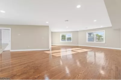 658 Market St, Paterson, NJ 07513 - Photo 15
