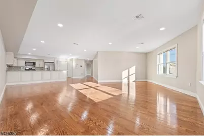 658 Market St, Paterson, NJ 07513 - Photo 13